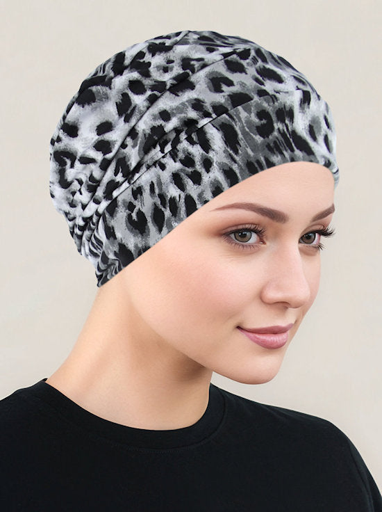 Cloche Cap Black Gray Leopard