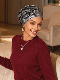 Pleated Bow Cap Black Shimmer